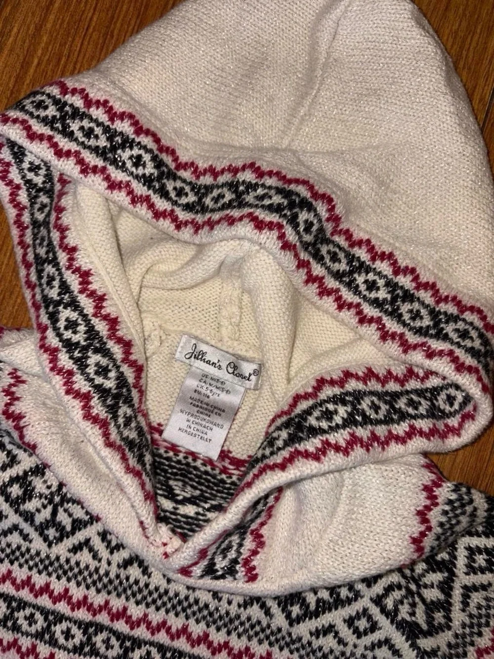 Vintage hooded sweater with grunge design